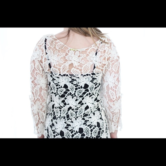 Embroidery tunic - Picture 3 of 4